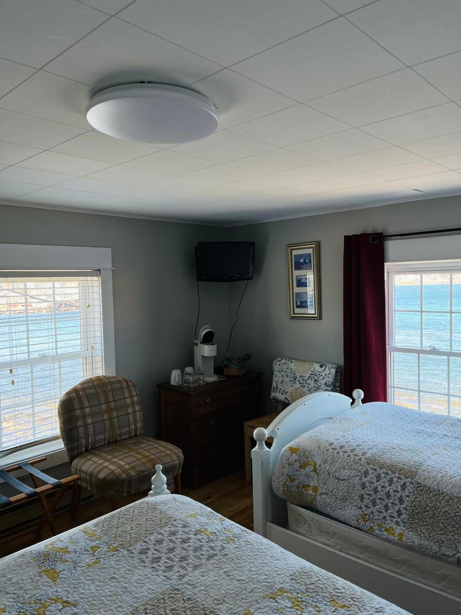 Toulinguet Inn - Suites Twillingate Kültér fotó